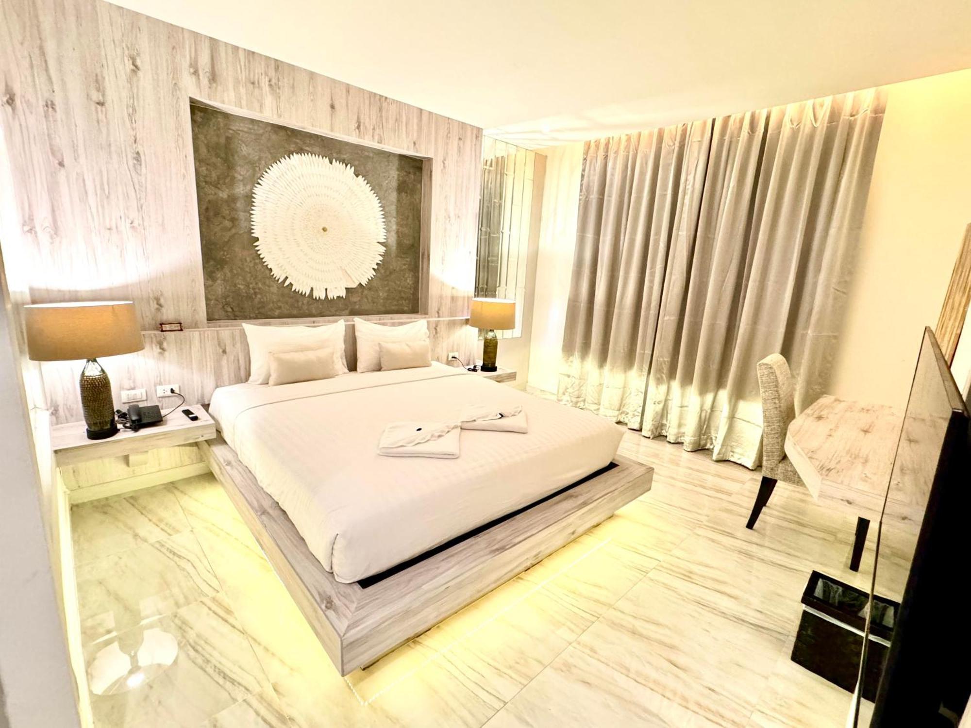 De Coze Hotel Patong Екстер'єр фото